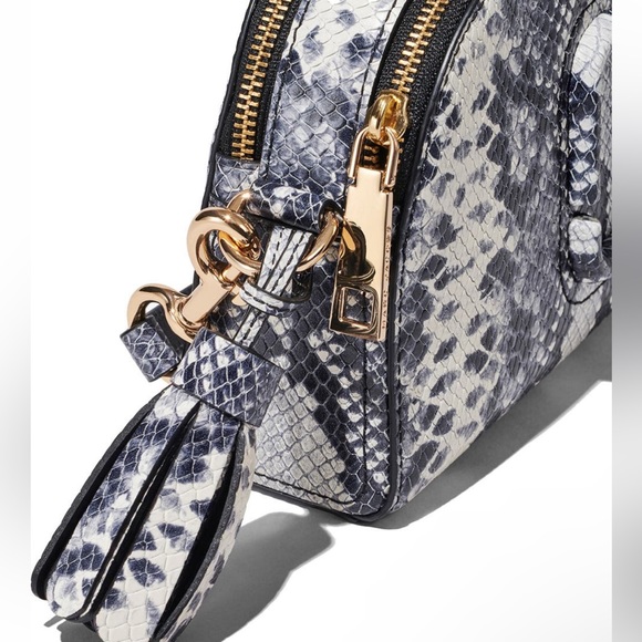 New Marc Jacob shutter Leather crossbody Bag - Picture 17 of 17